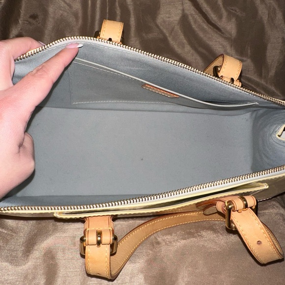 ❌SOLD❌Louis Vuitton Vernis bag - Picture 9 of 12